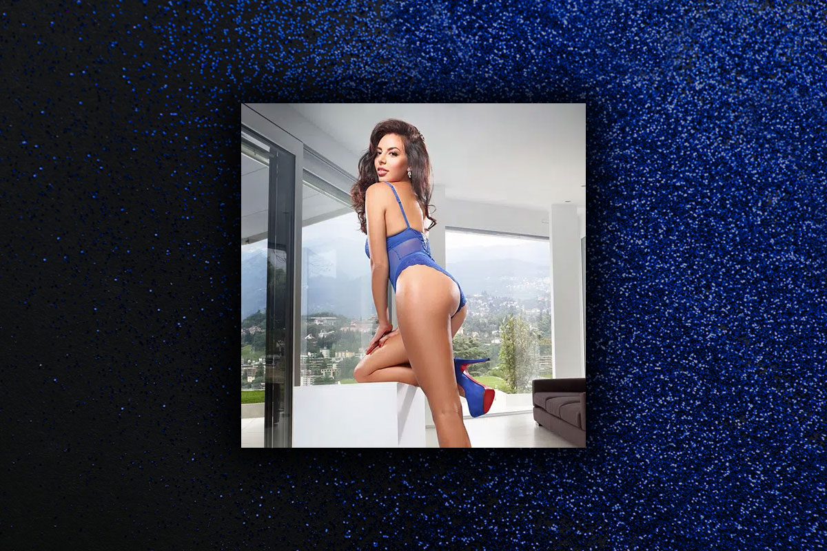 Alyssa in a blue outfit, hottest strippers in vegas